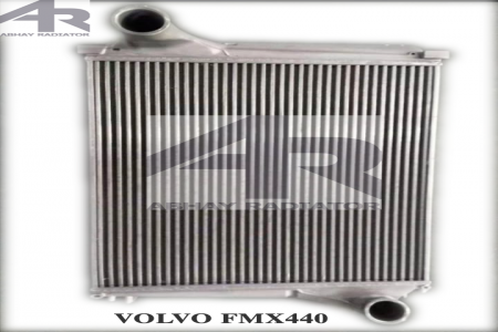 VOLVO FMX440 INTERCOOLER